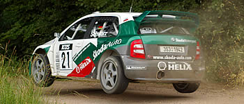 Schwarz gewinnt 1. Etappe