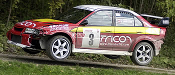Spannung in Gruppe-A