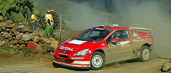 Peugeot im Shakedown vorn