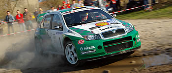Wintersportler im Drift-Fieber