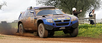 Sainz baut Vorsprung aus