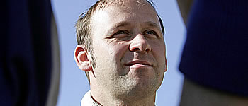 Stohl büßt Platz an Panizzi ein