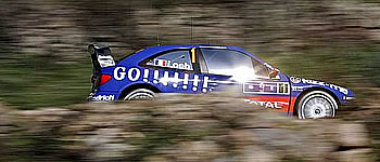 Loeb hält Grönholm in Schach