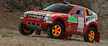 Mitsubishi greift an