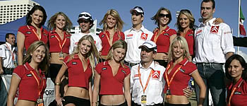 Kronos-Team in der Schwebe
