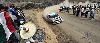 Higgins feiert PWRC-Sieg