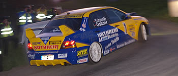 Gassner gewinnt Auftaktprüfung