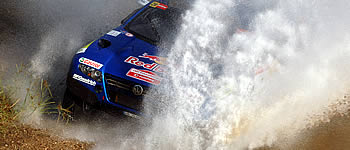 Sainz gewinnt Weltcup-Auftakt