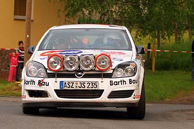 Turbulente Rallye für Team Scharf