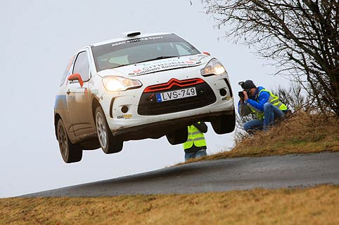 2WD: Alle jagen Riedemann
