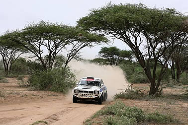 Waldegard gewinnt Safari-Rallye