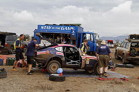 Ein Datsun im Porsche-Sandwich