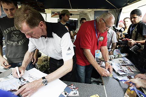 Autogrammstunde mit den Stars