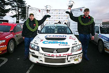 Cronin vor Higgins in Wales