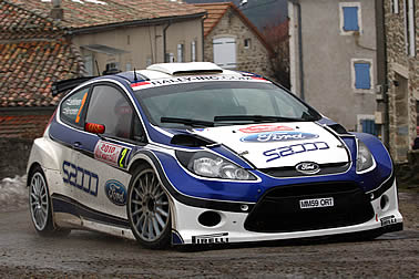 Hirvonen gewinnt erste Etappe