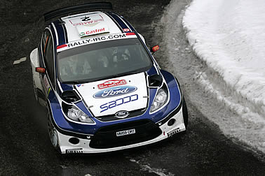 Hirvonen vorn – Ogier holt auf
