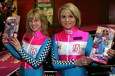 Barbie-Duo landet auf Platz 33