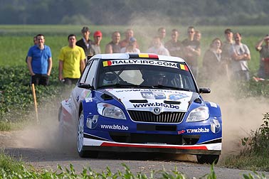 Loix führt knapp vor Meeke
