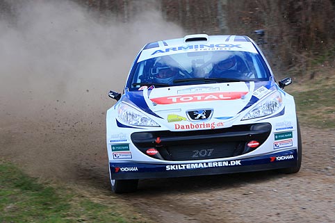 Drei Peugeot vorn in Dänemark