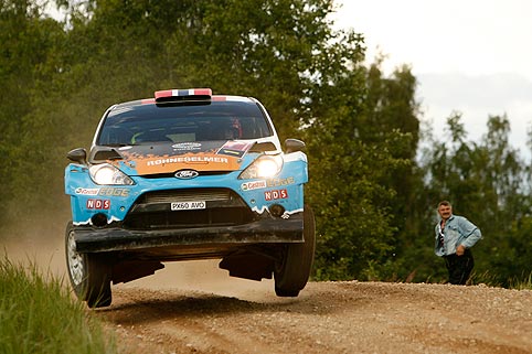 Östberg siegt vor Neuville