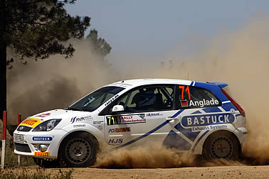 Anglade will Führung verteidigen