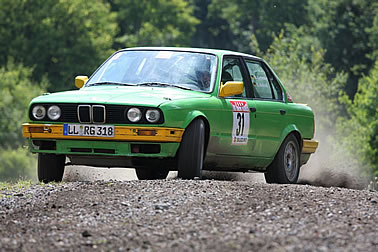 Frauenpower im BMW 318is Cup