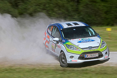 Danzinger bleibt Ford treu