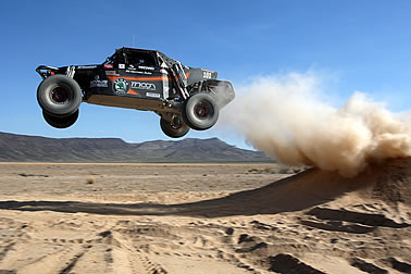 Schwarz plant Offroad-Spektakel