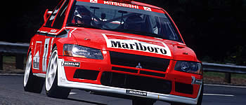 Mitsubishi will 2002 beide Titel holen.