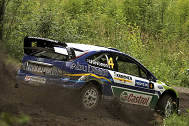 Hirvonen erkämpft Führung
