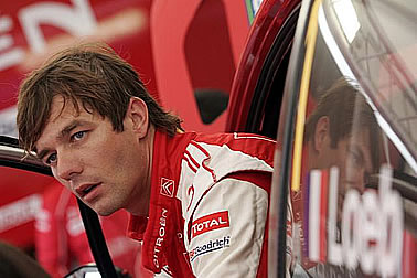 Loeb setzt erstes Achtungszeichen