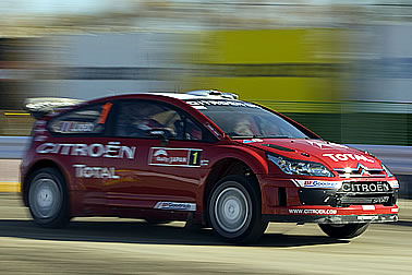 Loeb macht Jagd auf Hirvonen