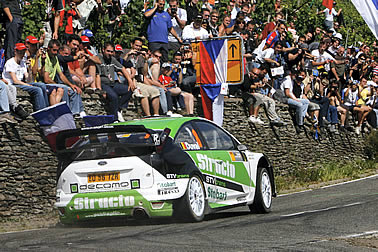 Duval erobert Podium