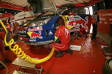 Probleme für Sebastien Loeb