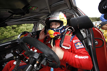 Loeb gewinnt dramatisches Finale