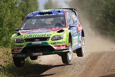 Latvala hält Ogier in Schach