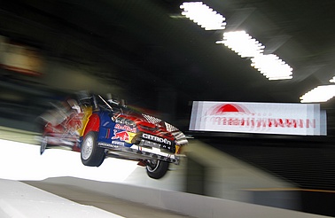 Ogier übernimmt die Führung