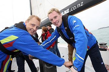 Latvala spendet Mikko Trost