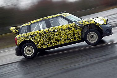 Mini-Fahrer aus der Übung?