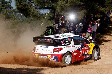Loeb gewinnt erste Etappe