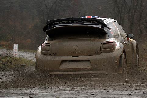 Loeb bleibt weiter vorn