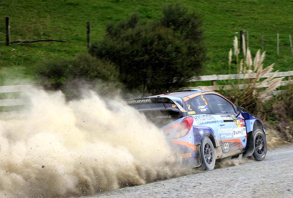 Paddon mit drittem Heimspiel-Erfolg