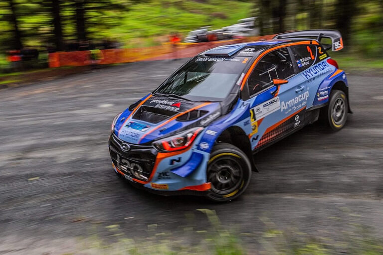 Paddon: fünfer Start, fünfter Sieg