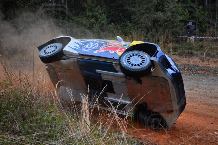 Australien: Schrecksekunde für Sebastien Ogier
