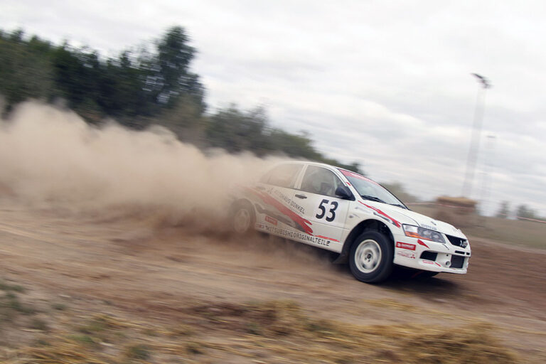 Patrik Dinkel fliegt am schnellsten