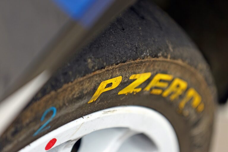 Mehr Testtage wegen Pirelli