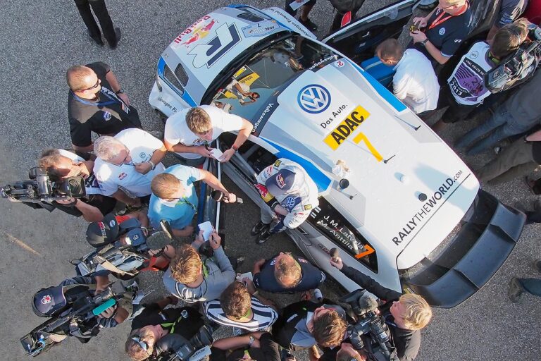 Funksignale auf dem Dach