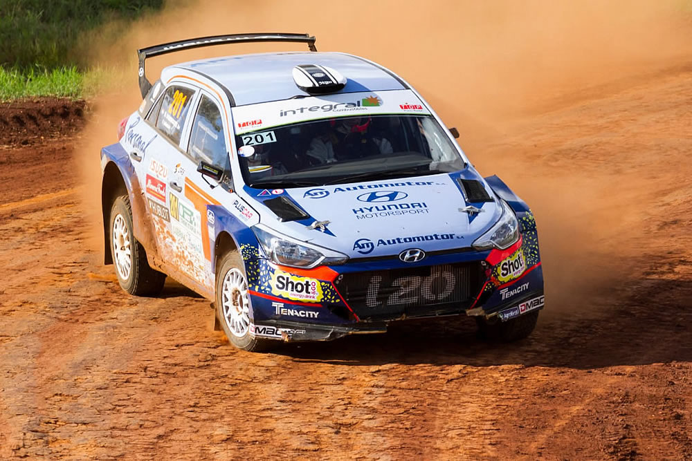 Dominguez holt zwei Siege im Hyundai
