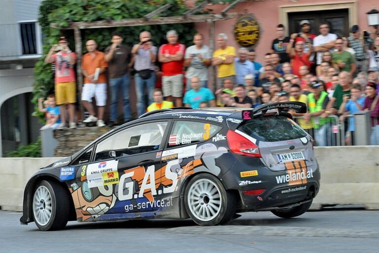 Neubauer knapp vor Baumschlager