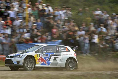 Ogier gewinnt Auftakt